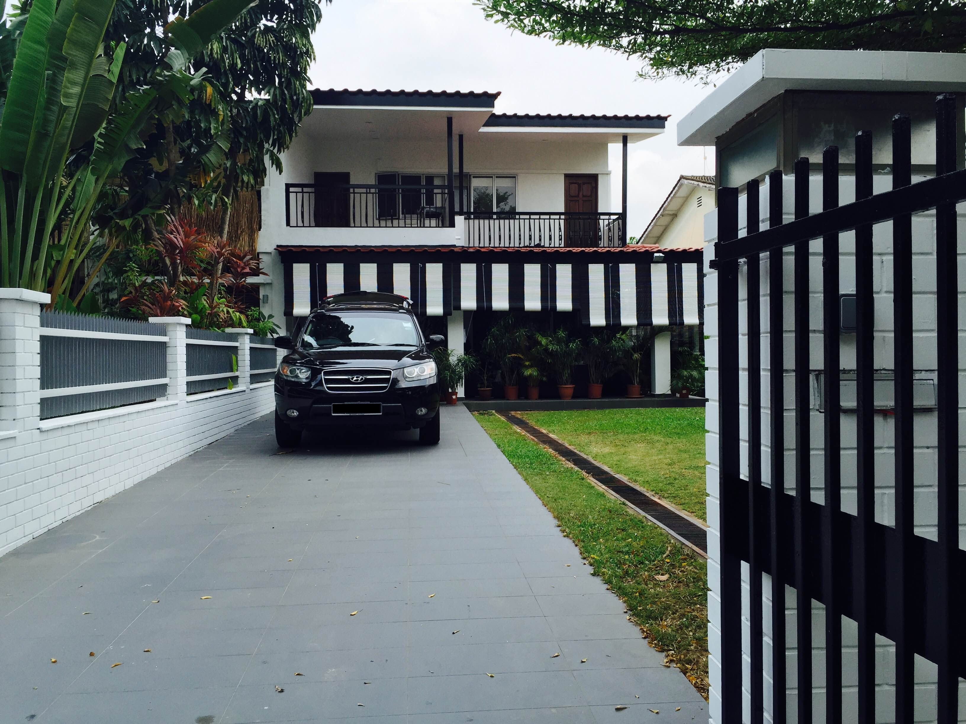 Black and White Blinds at Colonial Housing